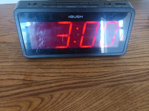 Bush digital dual alarm clock - bush,