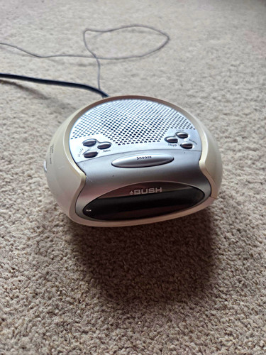 Bush digital clock radio - radio, alarm
