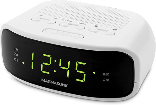 Magnasonic digital clock - am/fm,