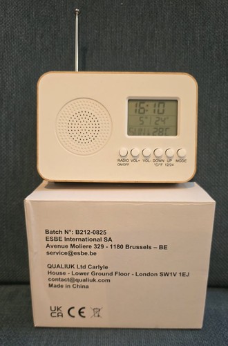 Portable radio digital - fm,