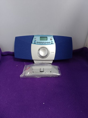 Digital alarm clock radio - digital,